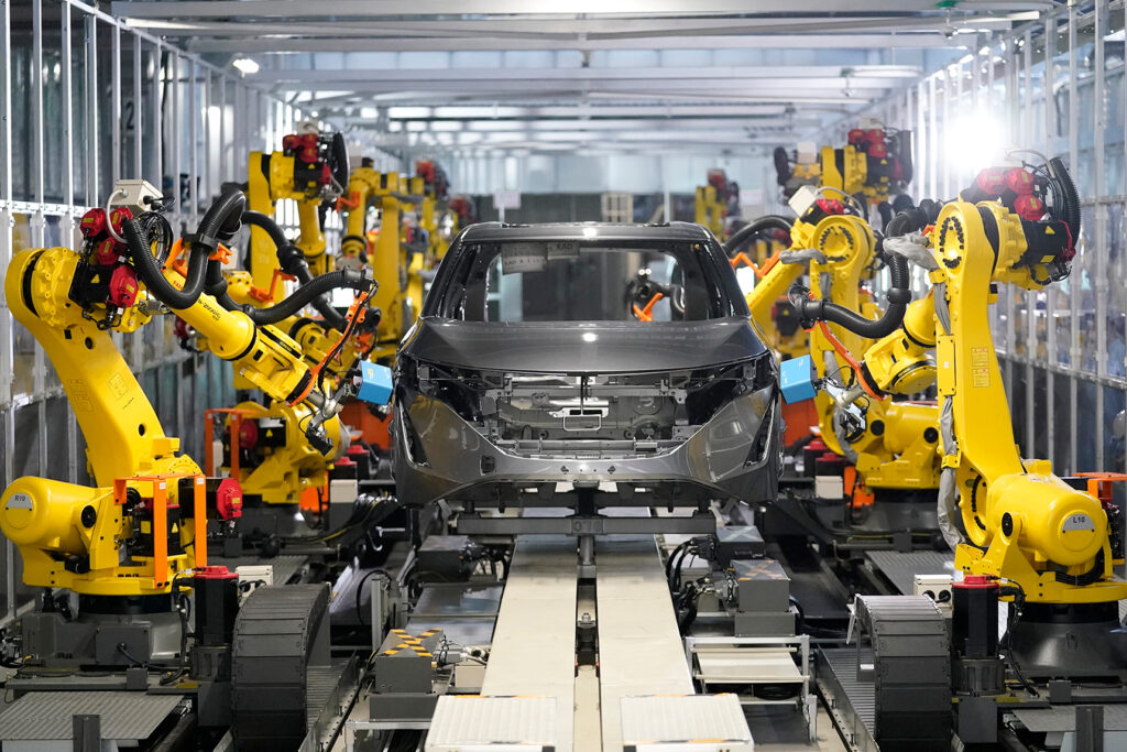 Nissan Meniru Cara China, Kejar Waktu Bikin Mobil Baru Jadi Setengahnya