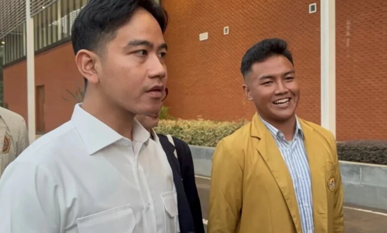 Gibran Ajak 5 Mahasiswa UI Ikut Tur Indonesia Timur, Cek Program Prioritas Dari Ende Hingga Papua
