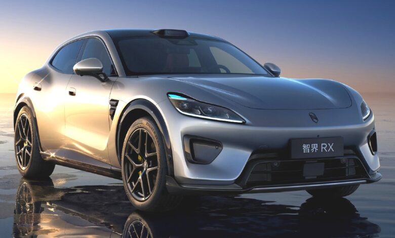 Luxeed RX Mirip Ferrari Purosangue, China Panas Karena Klaim Desainnya