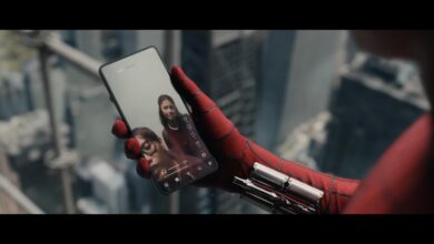Spider-Man Tinggalkan Sony Xperia, Samsung Z Flip Kini Muncul di Tangan Peter Parker