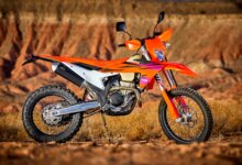 Ducati Masuk Enduro Jalan Raya, KTM 450 EXC-F Tetap Jadi Patokan Yang Sulit Digoyang