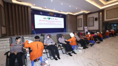 Polda Jatim Gelar Donor Darah Sambut Hari Bhayangkara Ke-80, Aksi Kecil yang Menjaga Stok Darah PMI