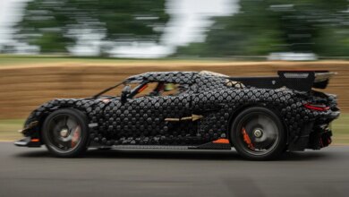 LEGO Bikin Mobil Drivable Yang Menembus 111 Km/Jam, Rekor Baru Di Goodwood