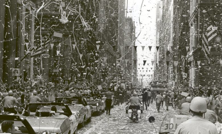 Dari Alat Saham Jadi Hujan Kertas, Sejarah Mengejutkan Di Balik Ticker-Tape Parade New York