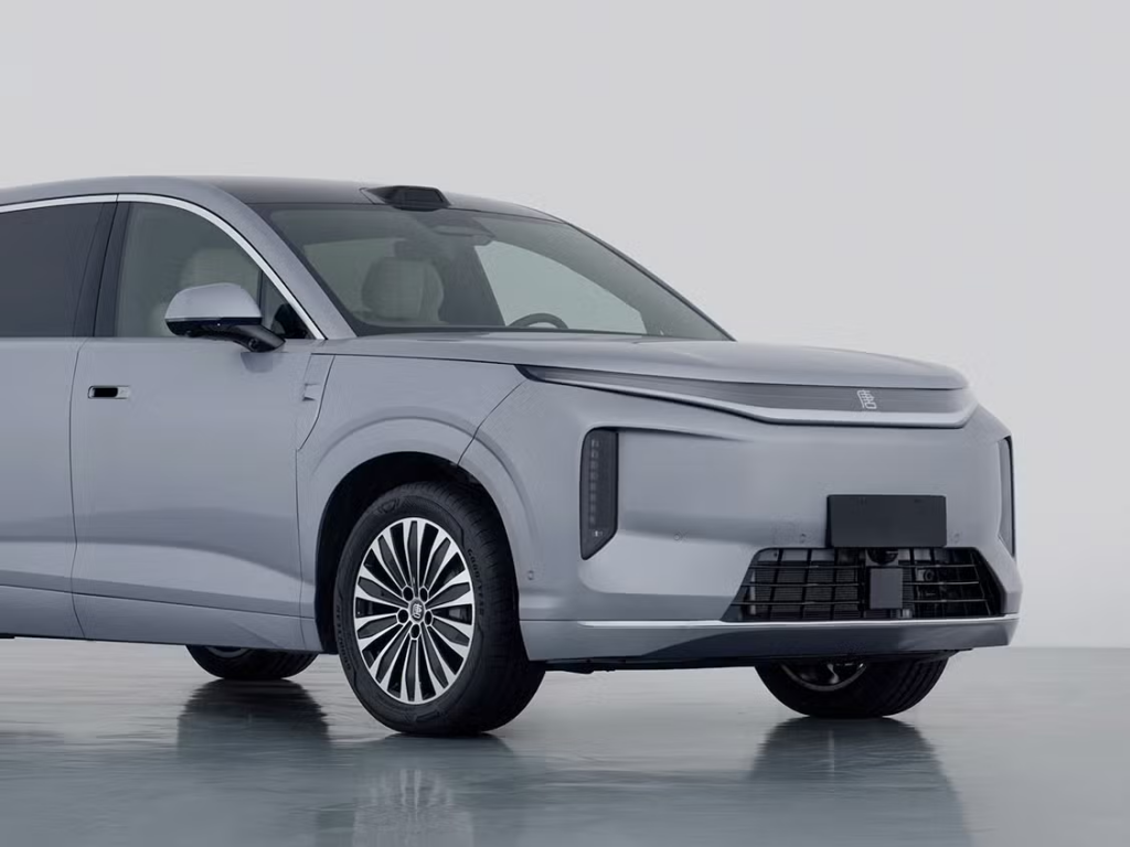 BYD Great Tang Datang Mengusik Land Cruiser, SUV Listrik 950 Km dengan Harga Jauh Lebih Rendah
