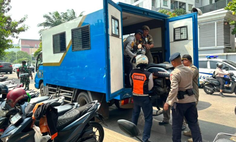 Parkir Liar di Jakarta Utara Tak Lagi Ditoleransi, Ratusan Kendaraan Langsung Ditindak