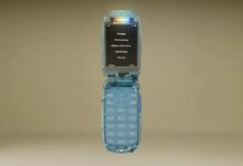 Commodore Kembali dengan Ponsel Lipat, Dirancang untuk Memutus Kecanduan Smartphone