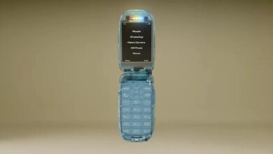 Commodore Kembali dengan Ponsel Lipat, Dirancang untuk Memutus Kecanduan Smartphone