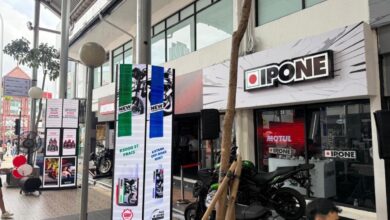 IPONE Rayu Komunitas Custom di Bandung, Belanja Rp200 Ribu Bisa Bawa Merchandise Eksklusif