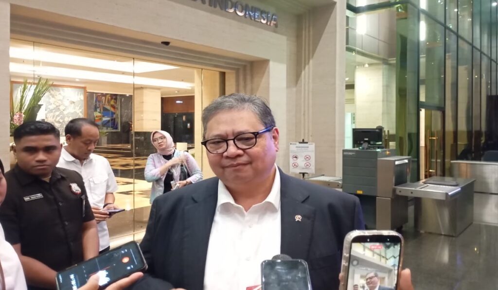 BI Rate Naik Ke 5,75 Persen, Airlangga Tahan Himbara Tak Cepat Naikkan Kredit