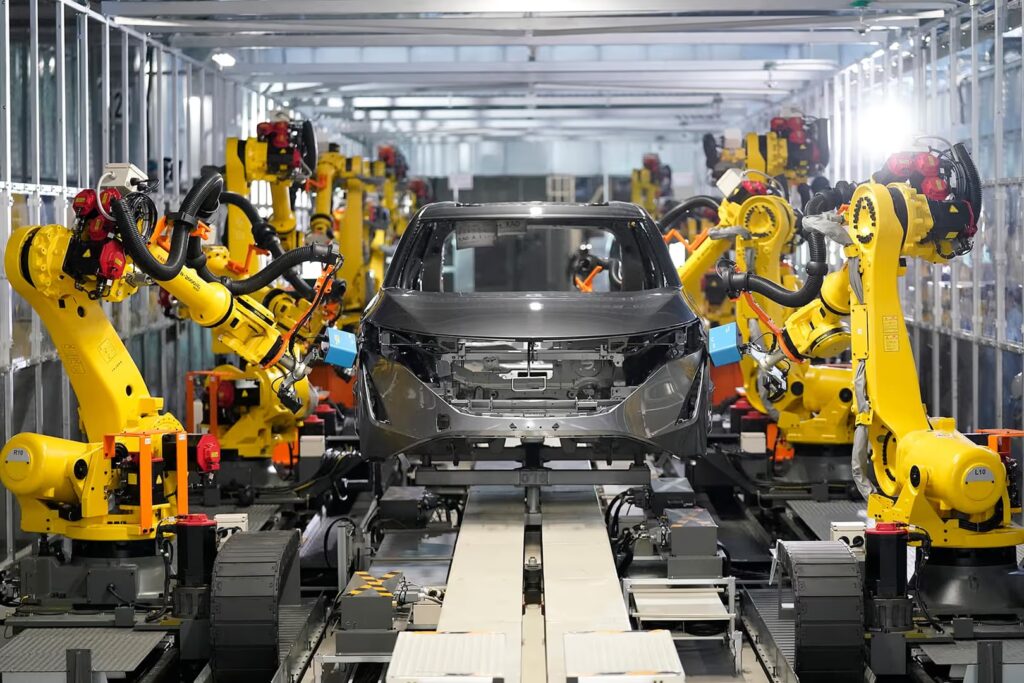 Nissan Belajar Dari China, Mobil Baru Kini Bisa Lahir Dalam 26 Bulan