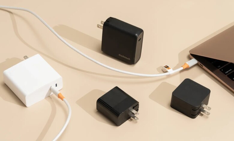 USB-C Tak Selalu Andal, Mengapa Laptop 2026 Masih Menyimpan Dua Port Pengisian
