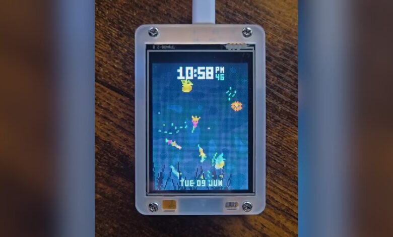 Akuarium Pixel di ESP32 CYD Ini Bukan Cuma Lucu, Bisa Jalan Sendiri dan Tetap Berguna