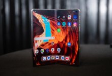 Motorola Razr Fold Tak Unggul di Atas Kertas, Tapi Justru Terasa Lebih Enak Dipakai
