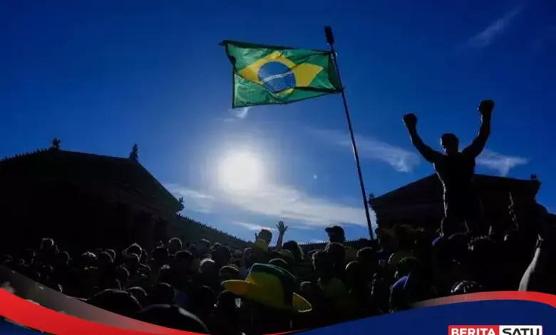 Tak Berani Sentuh Patung Rocky, Suporter Brasil Cemas Kutukan Piala Dunia Di Philadelphia