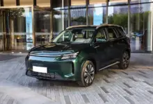 DFSK Siap Bawa PHEV Ke Indonesia, E5 Plus Tampil Dengan Desain Serba Baru
