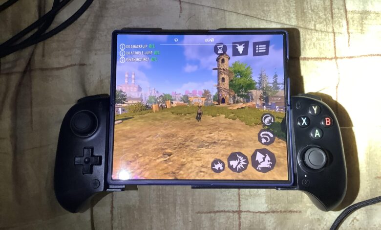 Galaxy Z Fold 8 Bisa Ubah Layar Jadi Gamepad, Main Game Kini Mirip Konsol Genggam