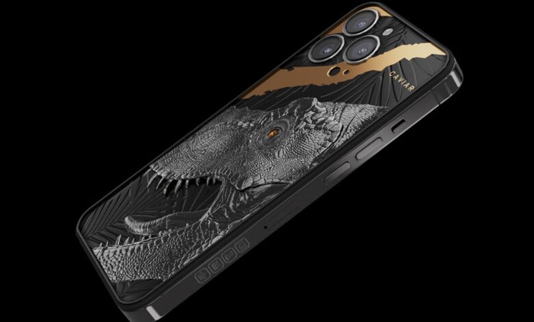 Caviar Ubah iPhone 17 Pro Max Jadi Barang Kolektor, Ada Backplate Berisi Fosil T-Rex