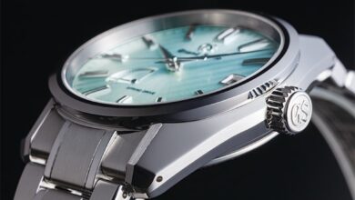 Grand Seiko SBGA523 Hadir Terbatas, Dial Bulu Merak Biru-Hijau yang Sulit Diabaikan