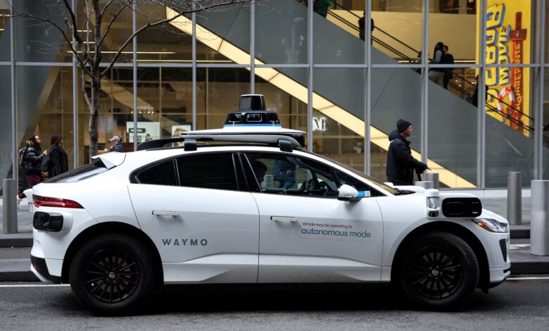 Waymo Batasi Robotaxi Usai Tembus Zona Konstruksi Tol, 3.871 Unit Terkena Recall Aman?