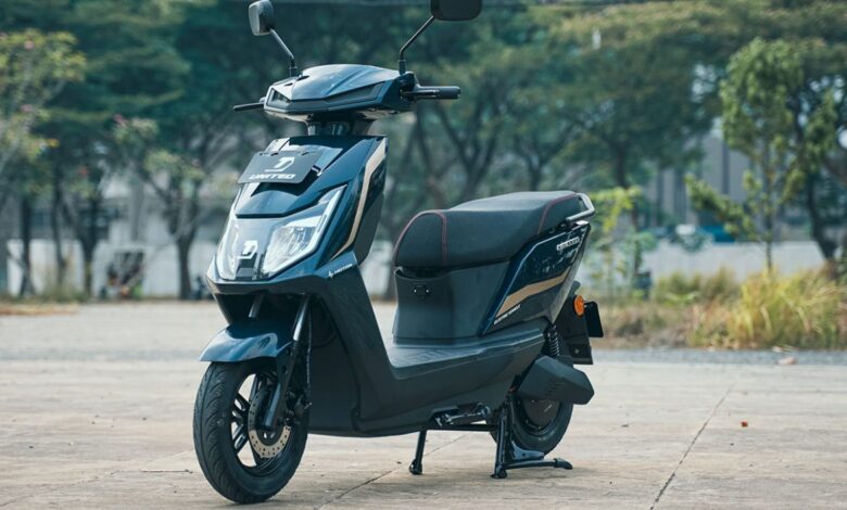BBM Naik-Turun, 4 Motor Listrik Keren Ini Sudah Bisa Dibawa Pulang di Bawah Rp20 Juta