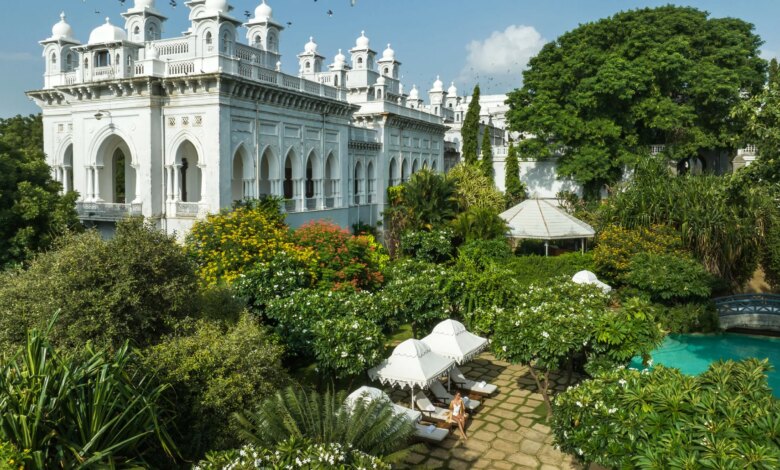6 Prompt Gemini AI untuk Foto di Taman Istana yang Terlihat Mewah dan Natural