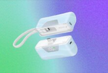 Powerbank Ini Bisa Dibelah Jadi Dua, Sekaligus Cas 4 Perangkat Saat Bepergian