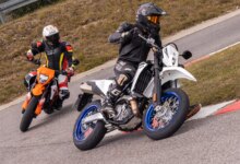 Suzuki DR-Z4SM Vs KTM 390 SMC R, Tradisional Jepang Kalah Murah Dari Supermoto Modern