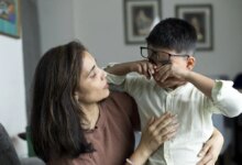 5 Tanda Anak Bermental Tangguh Sejak Dini, Bukan Yang Tak Pernah Menangis