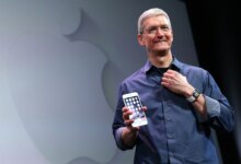 iPhone Tak Aman, Tim Cook Akui Harga Pasti Naik Gara-Gara Krisis Memori
