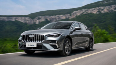 Geely Emgrand i-HEV Pecah Rekor Dunia, Sedan Hybrid Ini Tembus 2,22 Liter per 100 Km