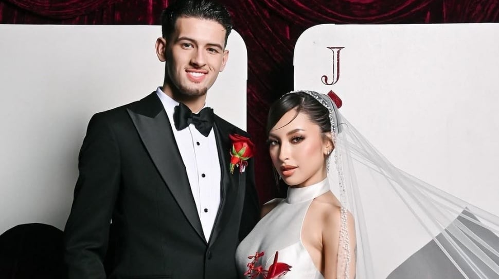 Souvenir Pernikahan Jennifer Coppen Terkuak, Dari Handuk Coupler Hingga Set Premium Mewah