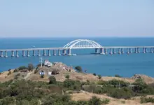 Empat Tewas di Crimea, Serangan Drone Ukraina Memicu Kebakaran Depot BBM dan Kepanikan