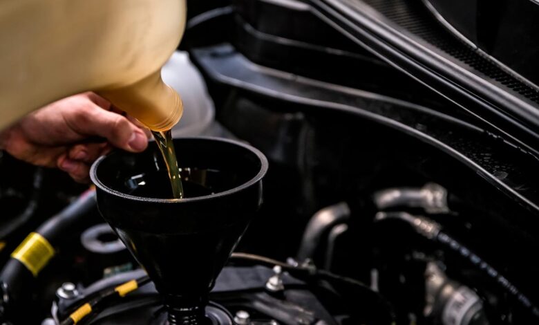 Jangan Tertukar, Oli Mesin dan Oli Gardan Punya Jadwal Beda yang Bisa Selamatkan Biaya Servis