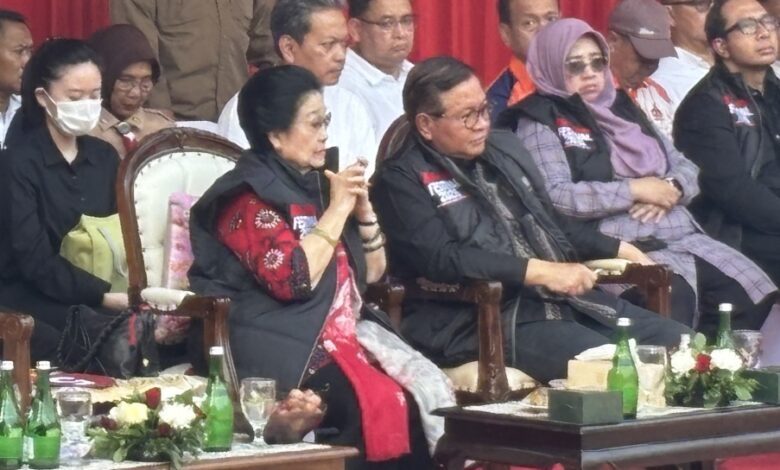 Megawati Dan Pramono Duduk Berdampingan Di Bung Karno Festival, Momen Paling Menarik Di Taman Proklamasi