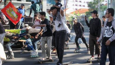 Puluhan Skateboarder Turun ke Jalan Surabaya, Go Skateboarding Day Dorong Generasi Muda