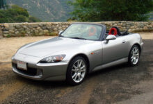 Honda S2000 2000 Ini Hanya 679 Mil, Selama Ini Tersembunyi Di Gudang
