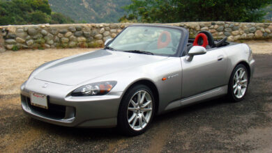Honda S2000 2000 Ini Hanya 679 Mil, Selama Ini Tersembunyi Di Gudang