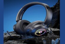 Lenovo Aurora GH15 Tampil Menggoda, Headset RGB Ini Punya Mic Lepas dan Latensi 25ms
