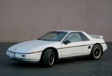 Pontiac Fiero, Mobil Mid-Engine Amerika yang Lahir Terlalu Maju Lalu Tersandung Kontroversi