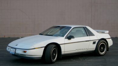 Pontiac Fiero, Mobil Mid-Engine Amerika yang Lahir Terlalu Maju Lalu Tersandung Kontroversi