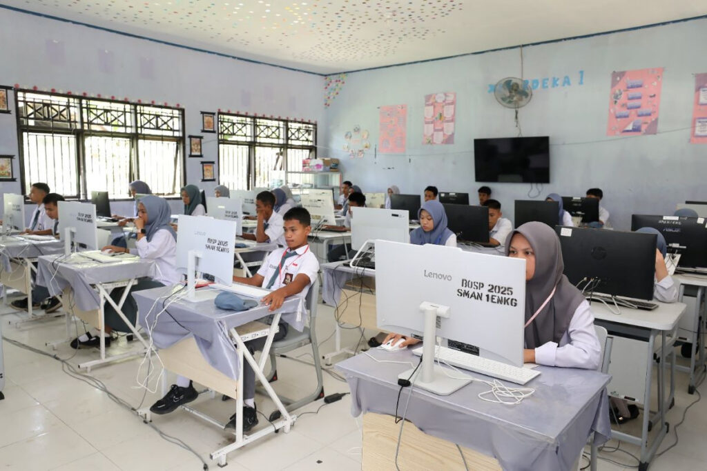 Tablet Unggul di Gen-Z, Desktop Ternyata Masih Kuat di Kelas Pekerja Indonesia 2026