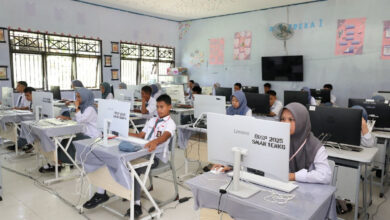 Tablet Unggul di Gen-Z, Desktop Ternyata Masih Kuat di Kelas Pekerja Indonesia 2026