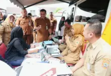 Gratis Urus Izin Kapal Nelayan di Jateng, Luthfi Minta Warga Laporkan Pungutan