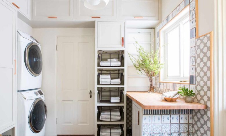 7 Model Dapur 2x2 Ini Menyatukan Cuci Jemur, Ruang Sempit Pun Terasa Jauh Lebih Lega