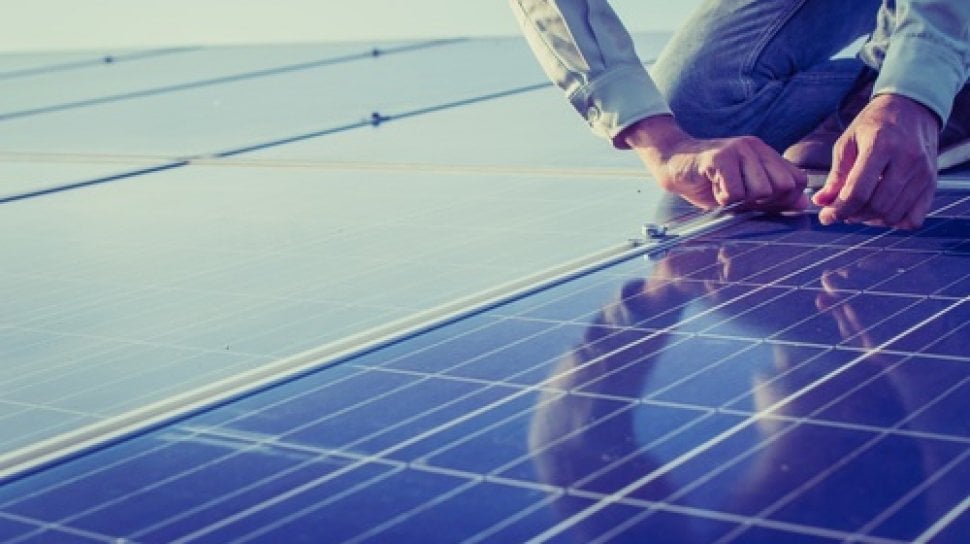 5 Solar Panel Cadangan Daya Rumah, Pilihan Hemat Mulai Rp18 Ribuan