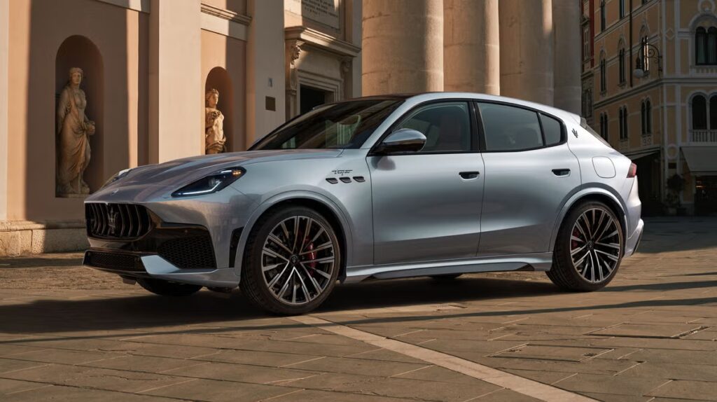 Maserati Grecale 2027 Makin Berani, Varian Listriknya Kini Bisa Tembus Jauh Lebih Panjang