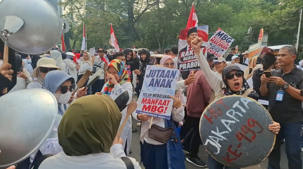 Anak Keluhkan Ulat di Sayur MBG, Emak-Emak Tetap Dukung Demi Hemat Uang Jajan