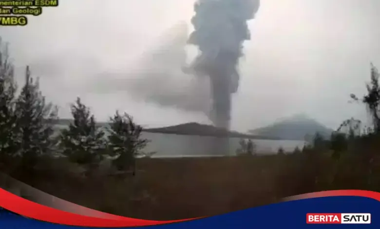 Gempa Dangkal Melonjak, Anak Krakatau Mengirim Sinyal Baru dari Kedalaman Dangkal