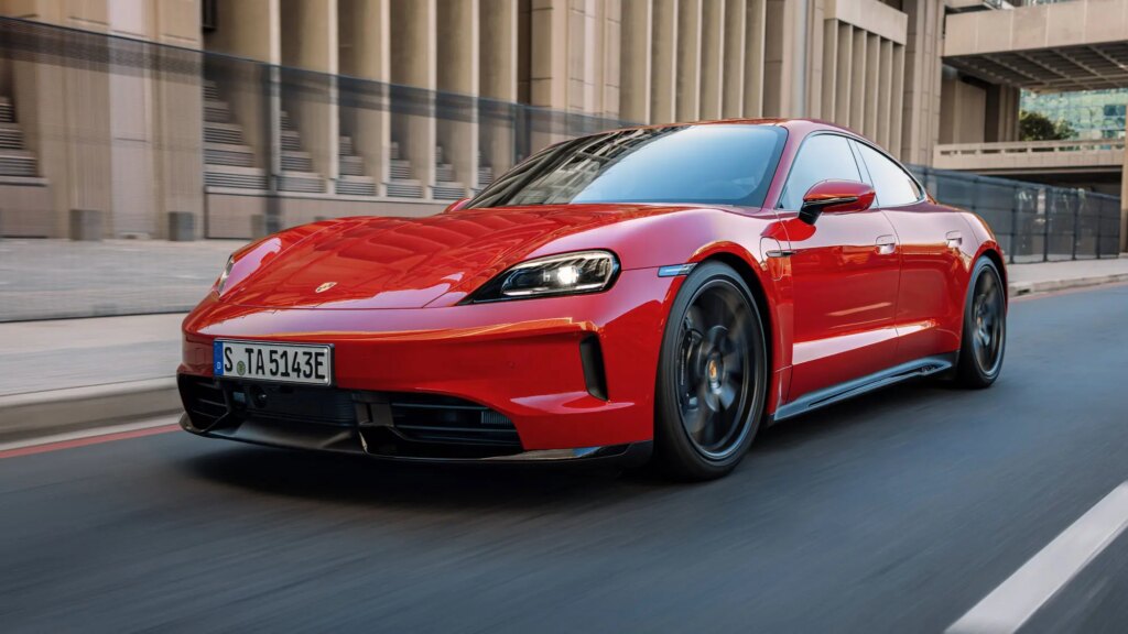 Porsche Taycan Kini Punya E-Shift, Mobil Listrik Ini Sengaja Dibuat Berasa Bensin